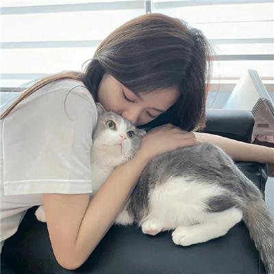 傻白甜的霸总老公